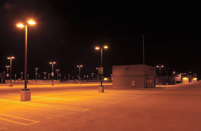Lampy uliczne LED: Dlaczego warto wybrać je na drodze?
